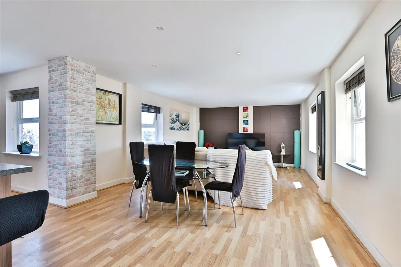 Commercial Road, Bournemouth, BH2, photo 10