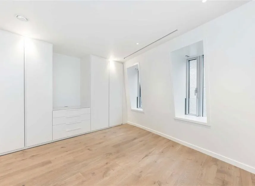 Hobhouse Court, Fitzrovia & Covent Garden, SW1Y, photo 4