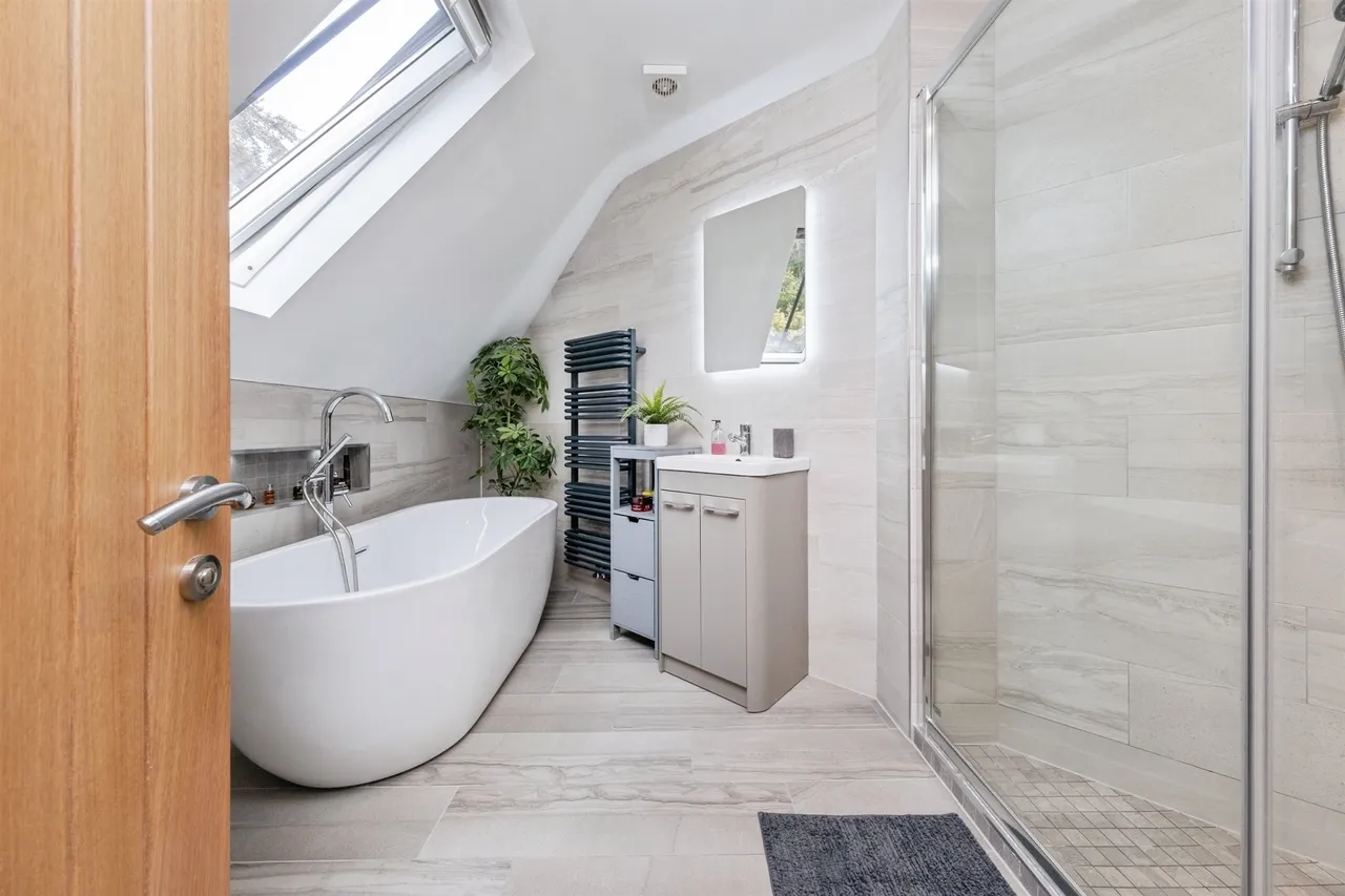 Brook Farm, Hinton-In-The-Hedges, NN13, photo 17