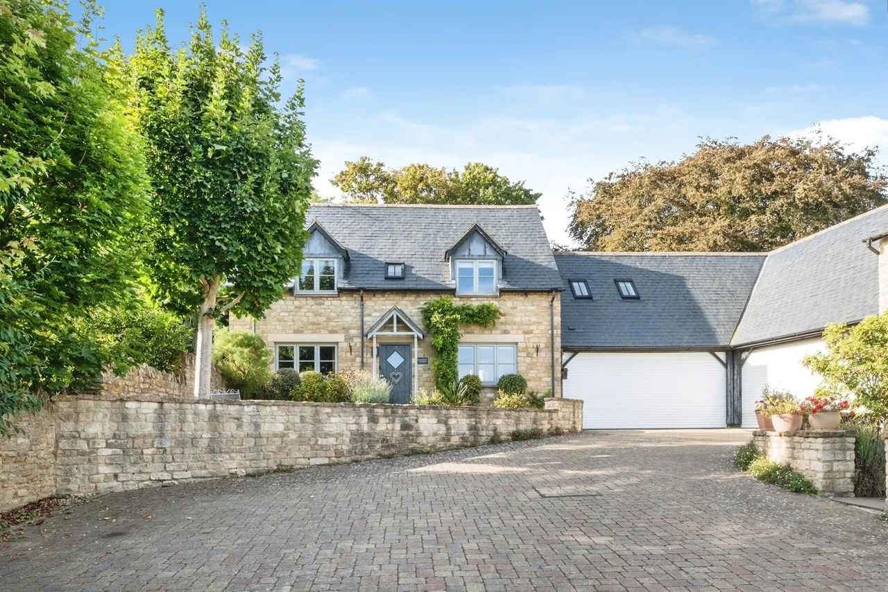 Brook Farm, Hinton-In-The-Hedges, NN13, photo 27