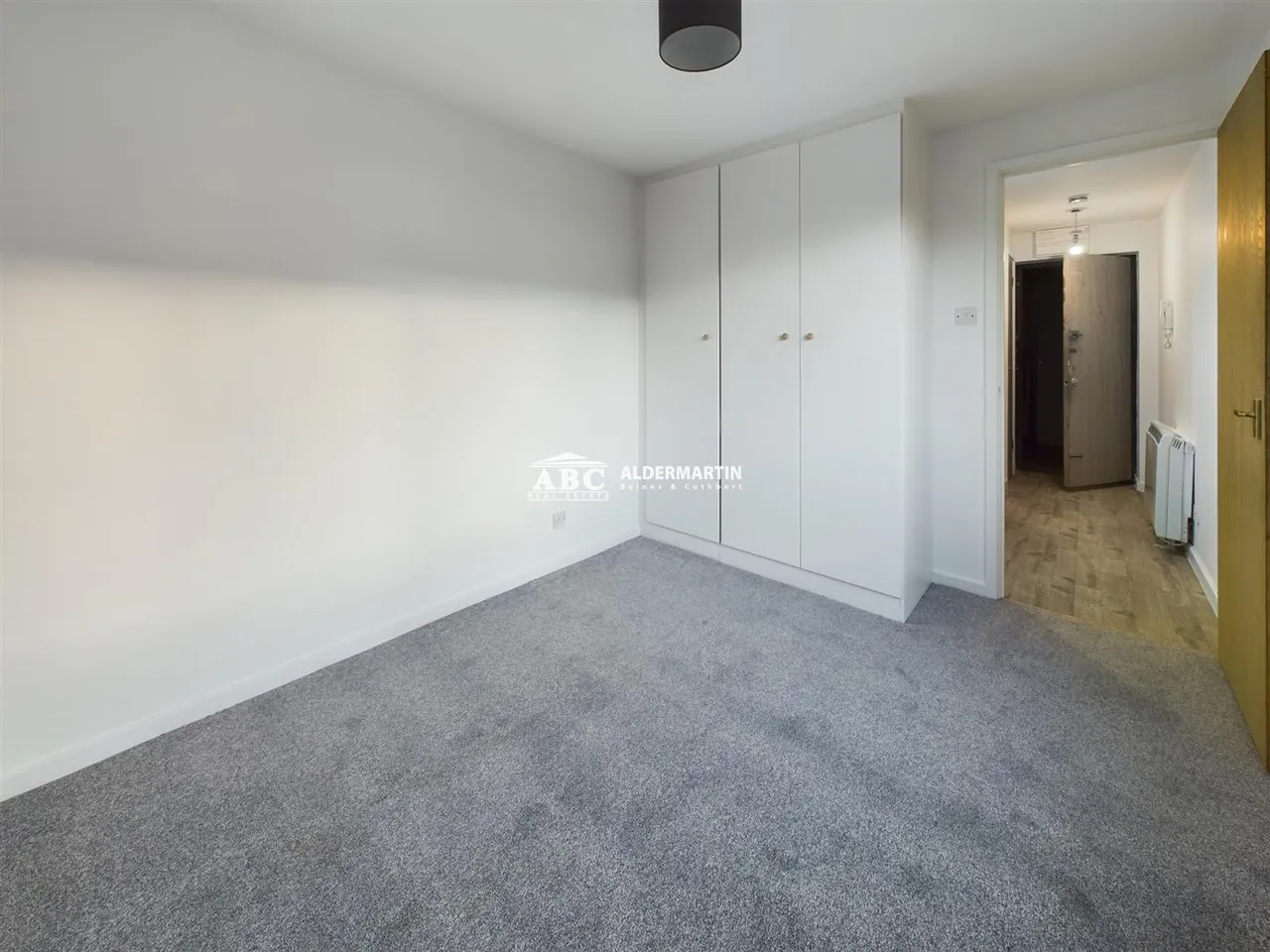 Magpie Close, London, photo 4