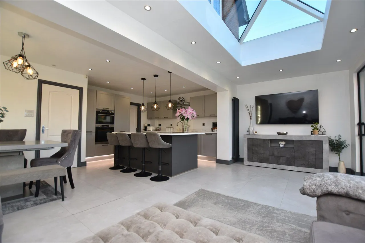 Suffield Road, Gildersome, LS27, photo 4