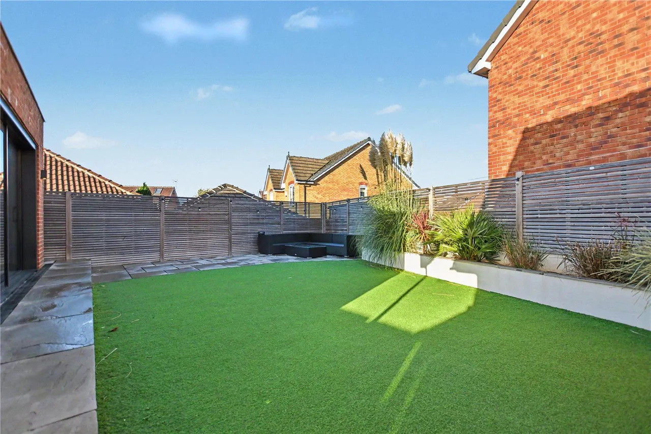 Suffield Road, Gildersome, LS27, photo 27