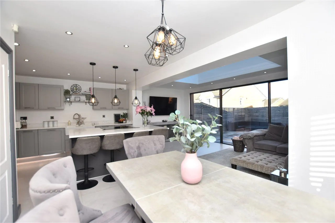 Suffield Road, Gildersome, LS27, photo 18