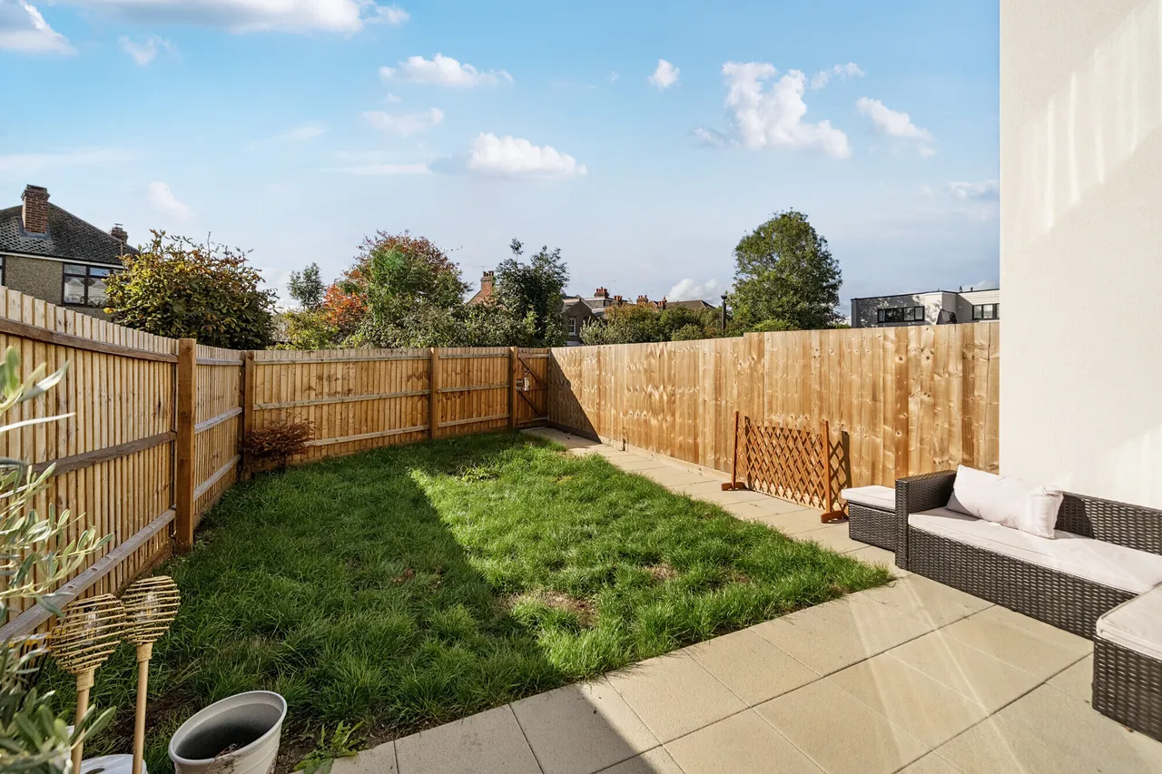 Cavalry Crescent, Windsor, SL4, photo 7