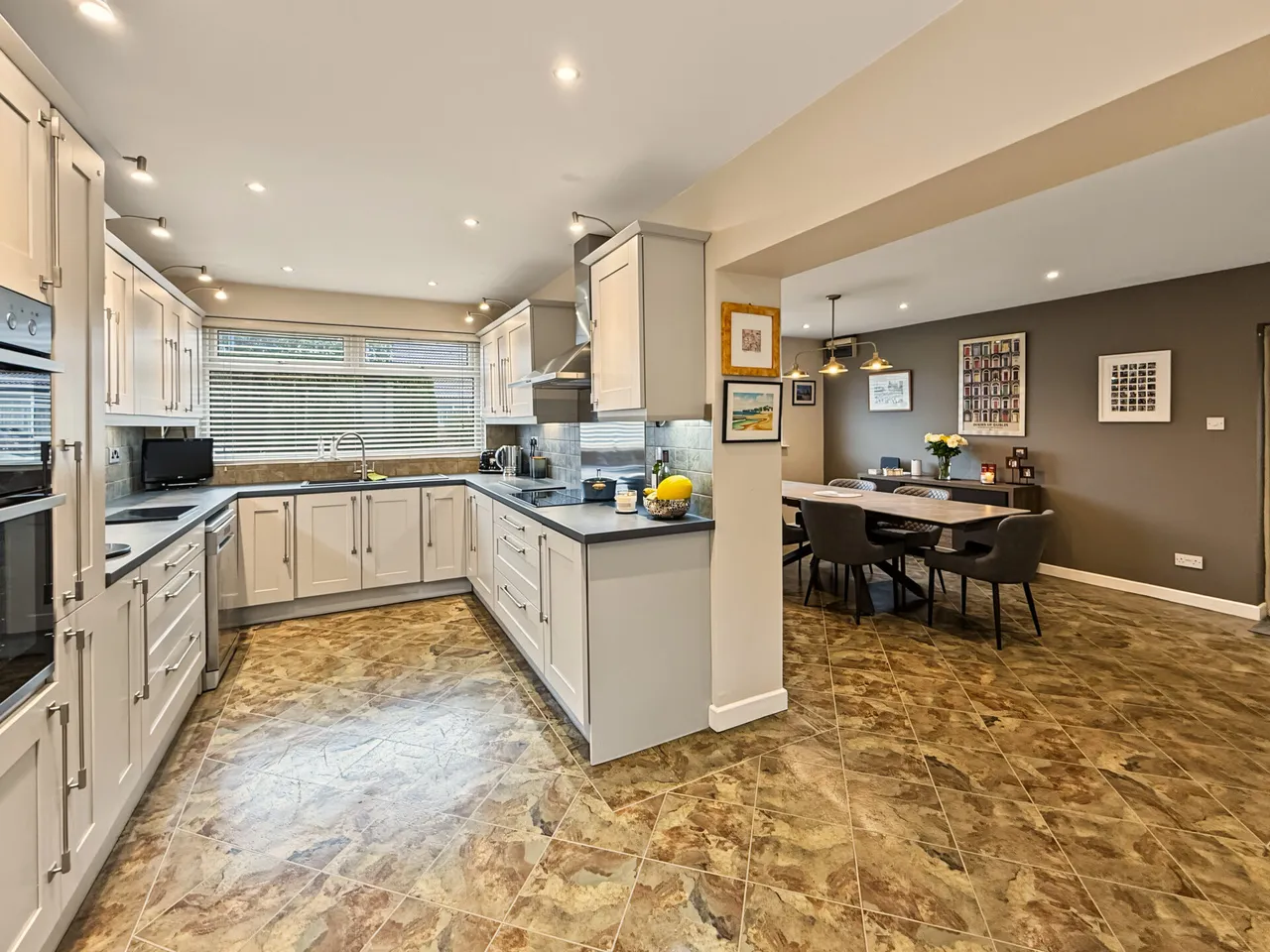 Ferndale Avenue, Whitefield, M45, photo 5