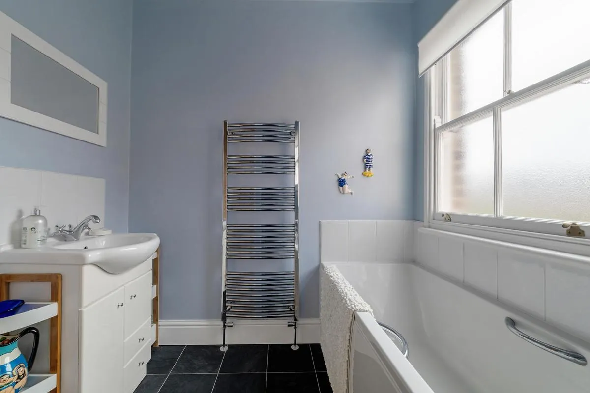 Hillmorton Road, Rugby, CV22, photo 21