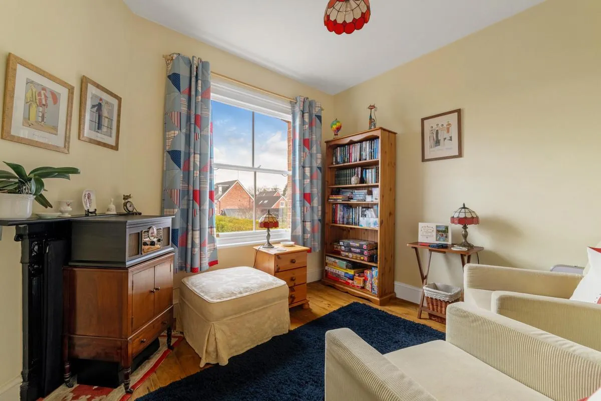 Hillmorton Road, Rugby, CV22, photo 19