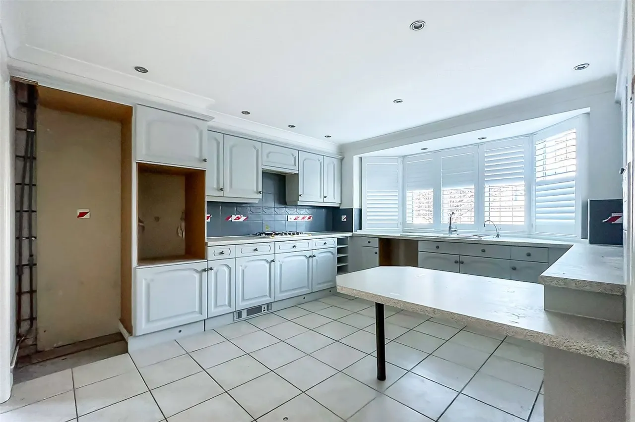 Rustington, Littlehampton, BN16, photo 4