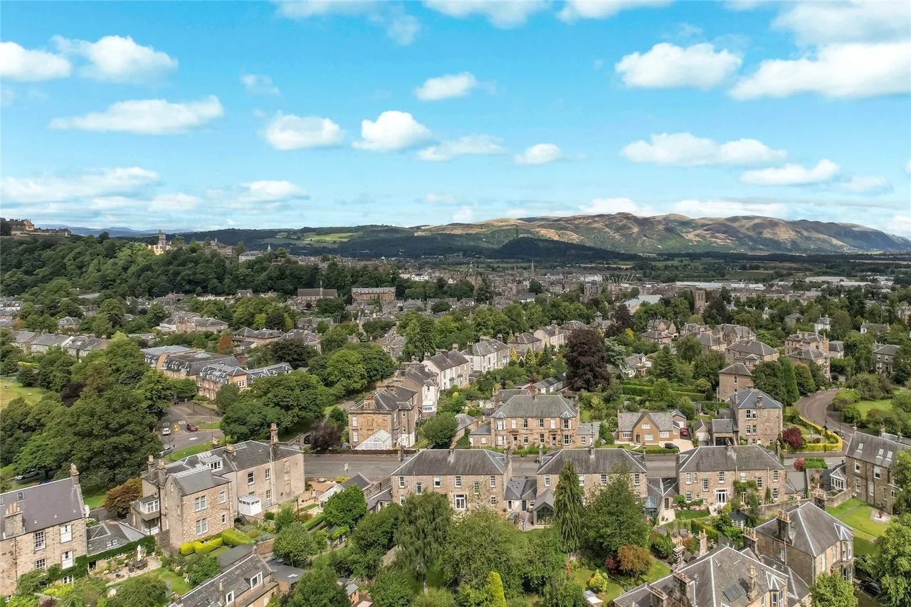 Snowdon Place, Stirling, Stirlingshire, FK8, photo 2