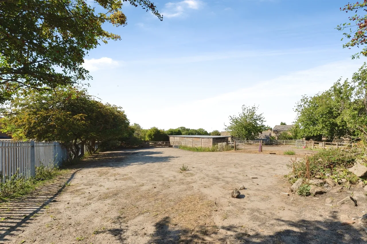 Bidston Village Road, Prenton, photo 6