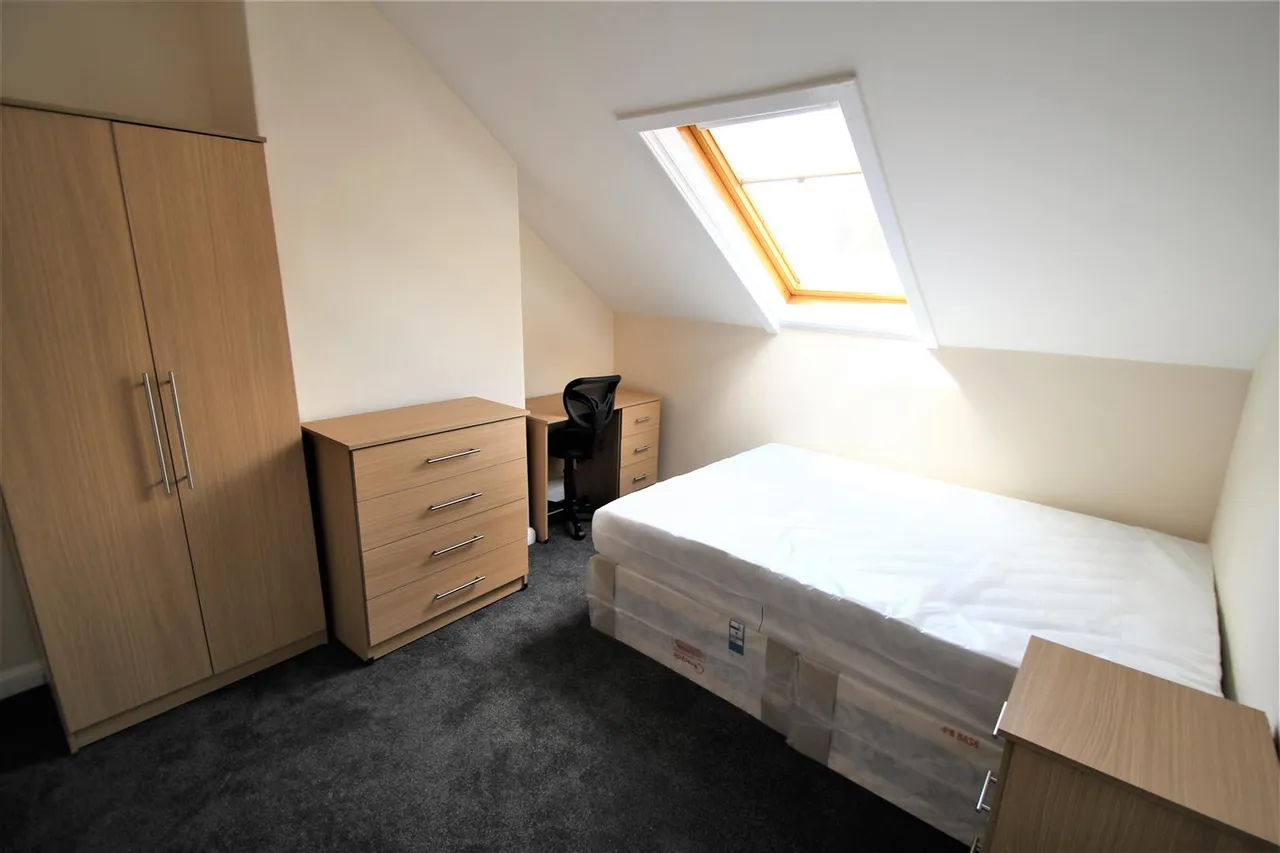 Winston Gardens, Headingley, LS6, photo 5