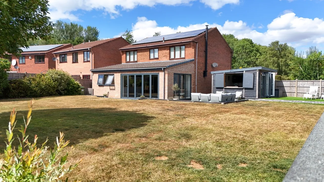 Great Croft, The Rock, Telford TF3 5DS, photo 4