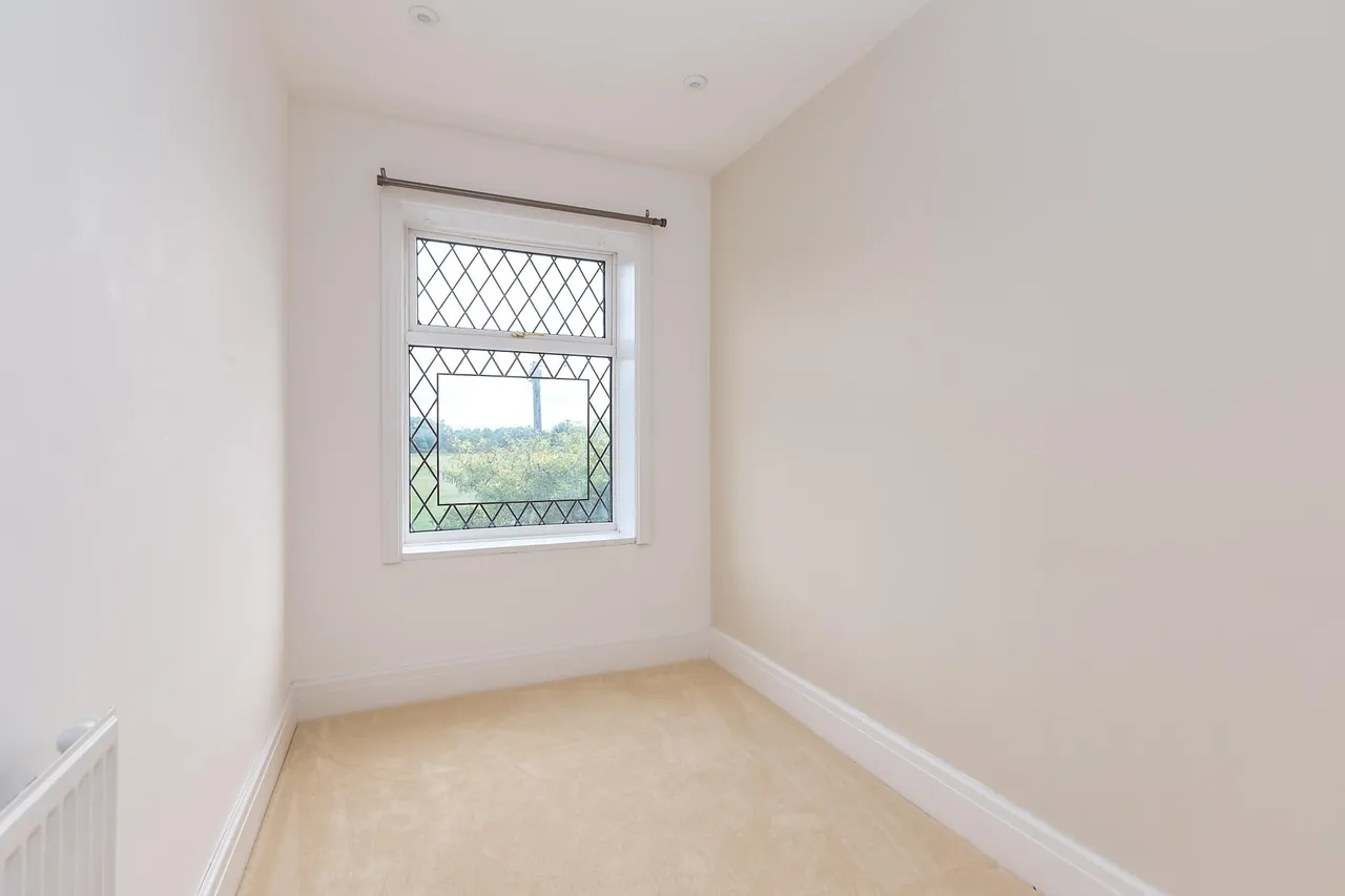 Lawson Road, Blackpool, FY3, photo 13
