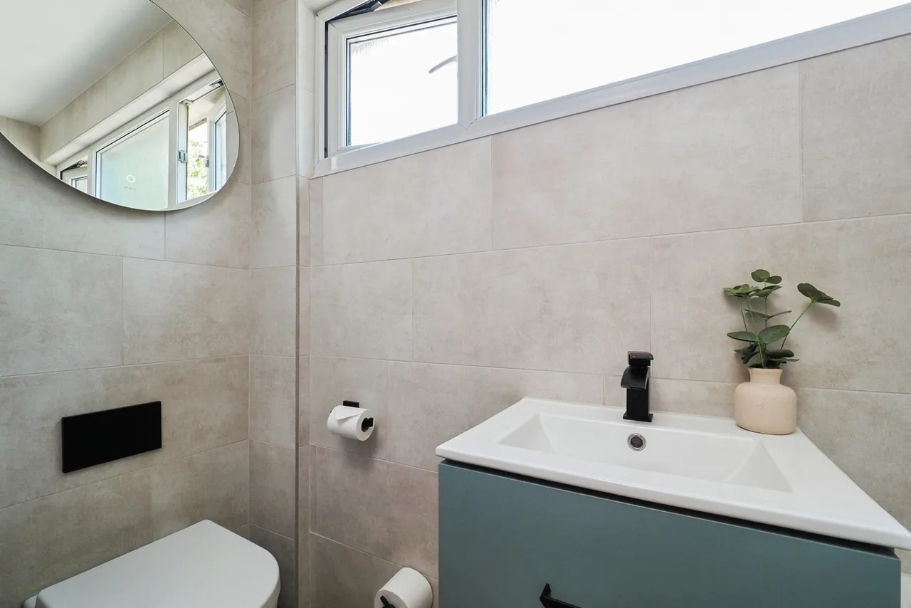Kirkbride Court, Chilwell, Nottinghamshire, NG9, photo 9