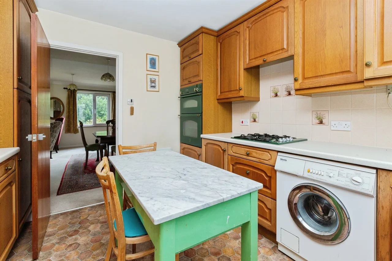 Langdon Avenue, Aylesbury, HP21, photo 7
