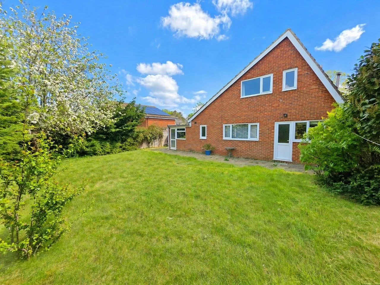 Langdon Avenue, Aylesbury, HP21, photo 16