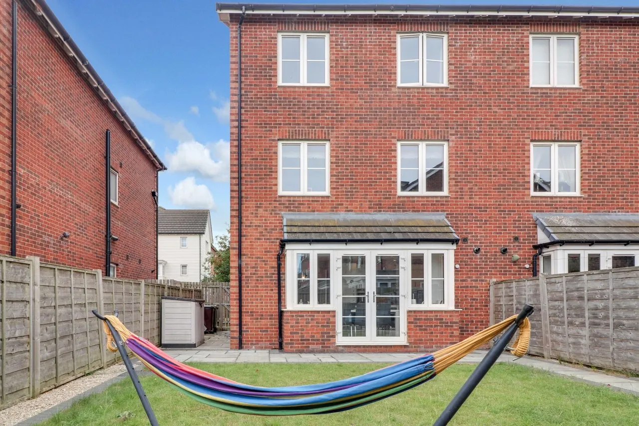 Walton Park Street, Castleford, WF10, photo 30