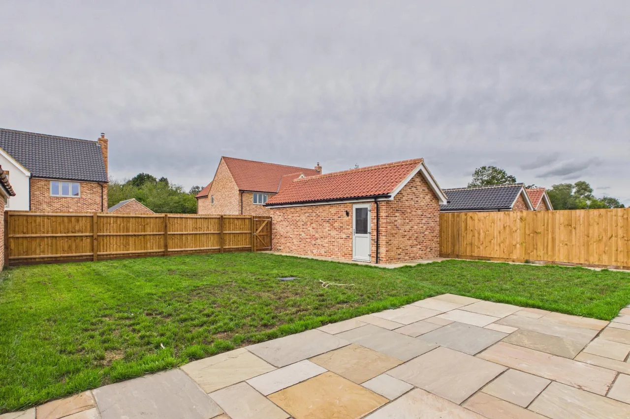 Hester Place, Badwell Ash, photo 10