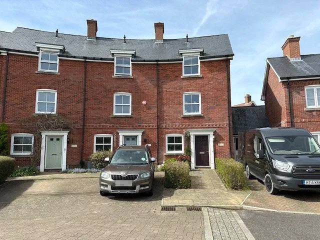 Griffin Close, Wimborne, BH21, photo 35