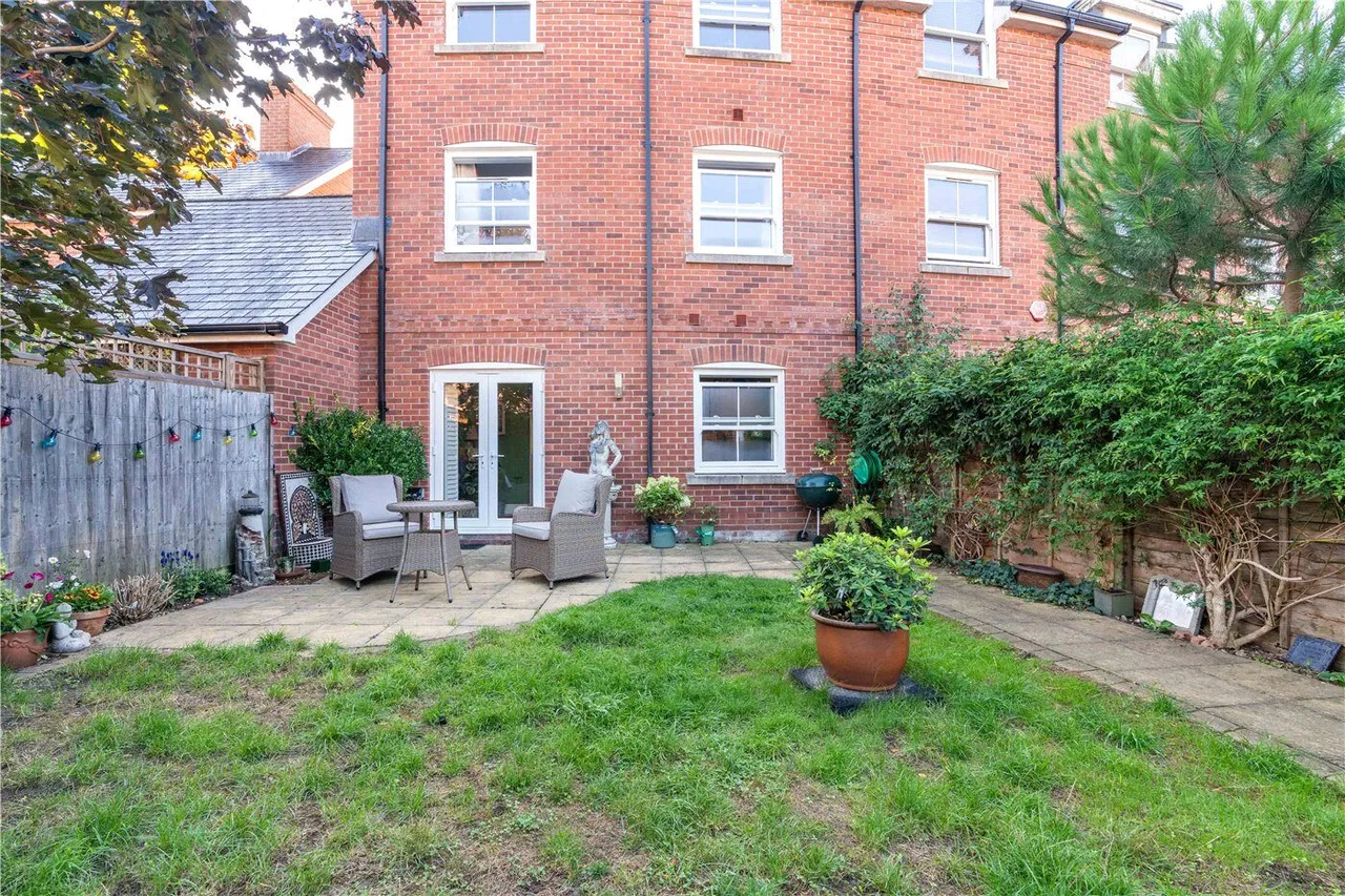 Griffin Close, Wimborne, BH21, photo 33