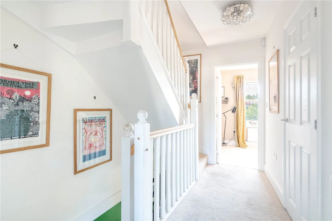 Griffin Close, Wimborne, BH21, photo 10