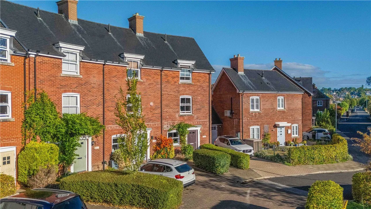 Griffin Close, Wimborne, BH21, photo 24