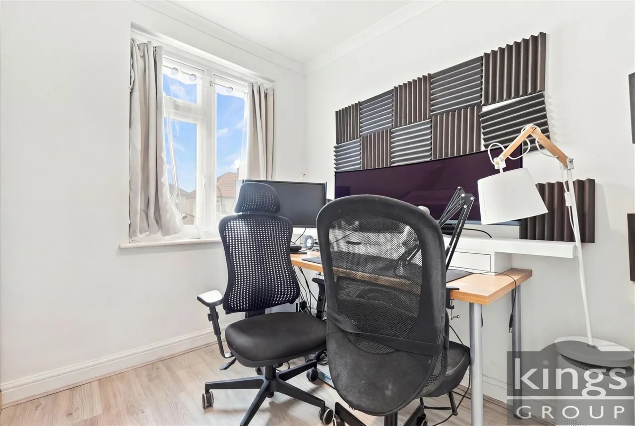 Clarendon Road, Cheshunt, EN8, photo 17