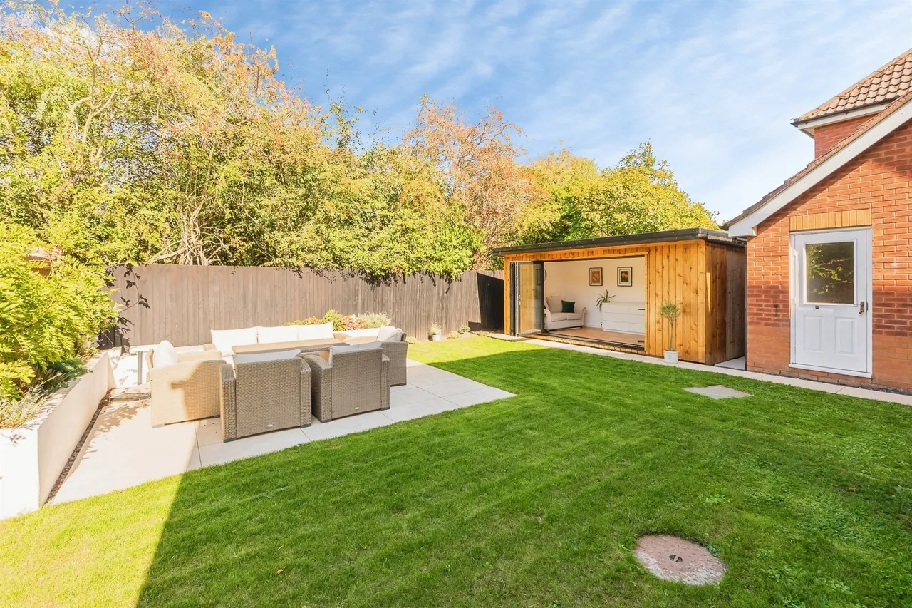 Wadham Grove, Emersons Green, BS16, photo 19