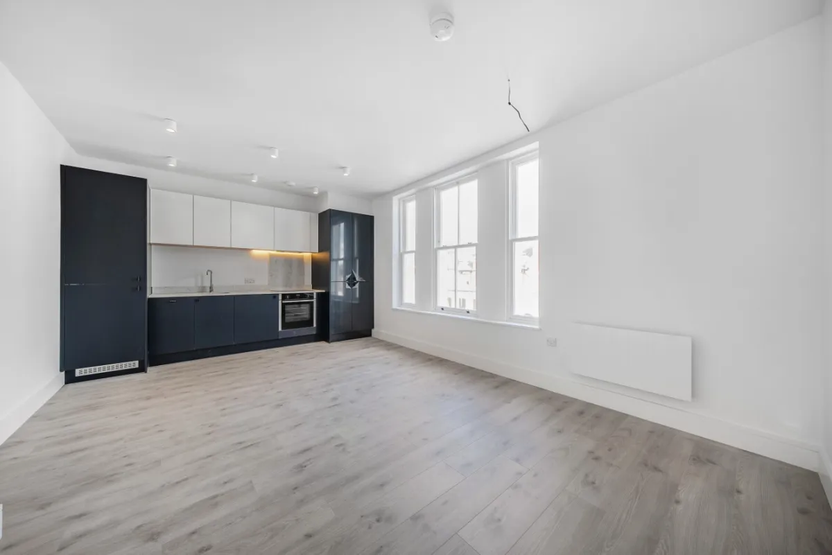2 bed flat to rent — Mitcham Lane, London, SW16