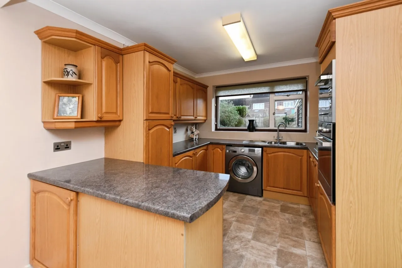 Chaplin Close, Chelmsford, Essex, CM2, photo 4