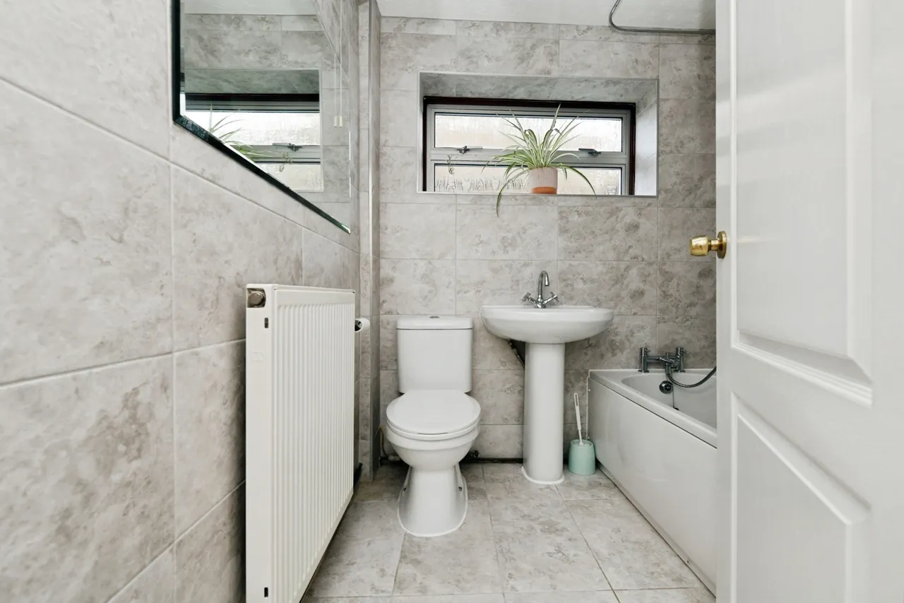 Chaplin Close, Chelmsford, Essex, CM2, photo 13