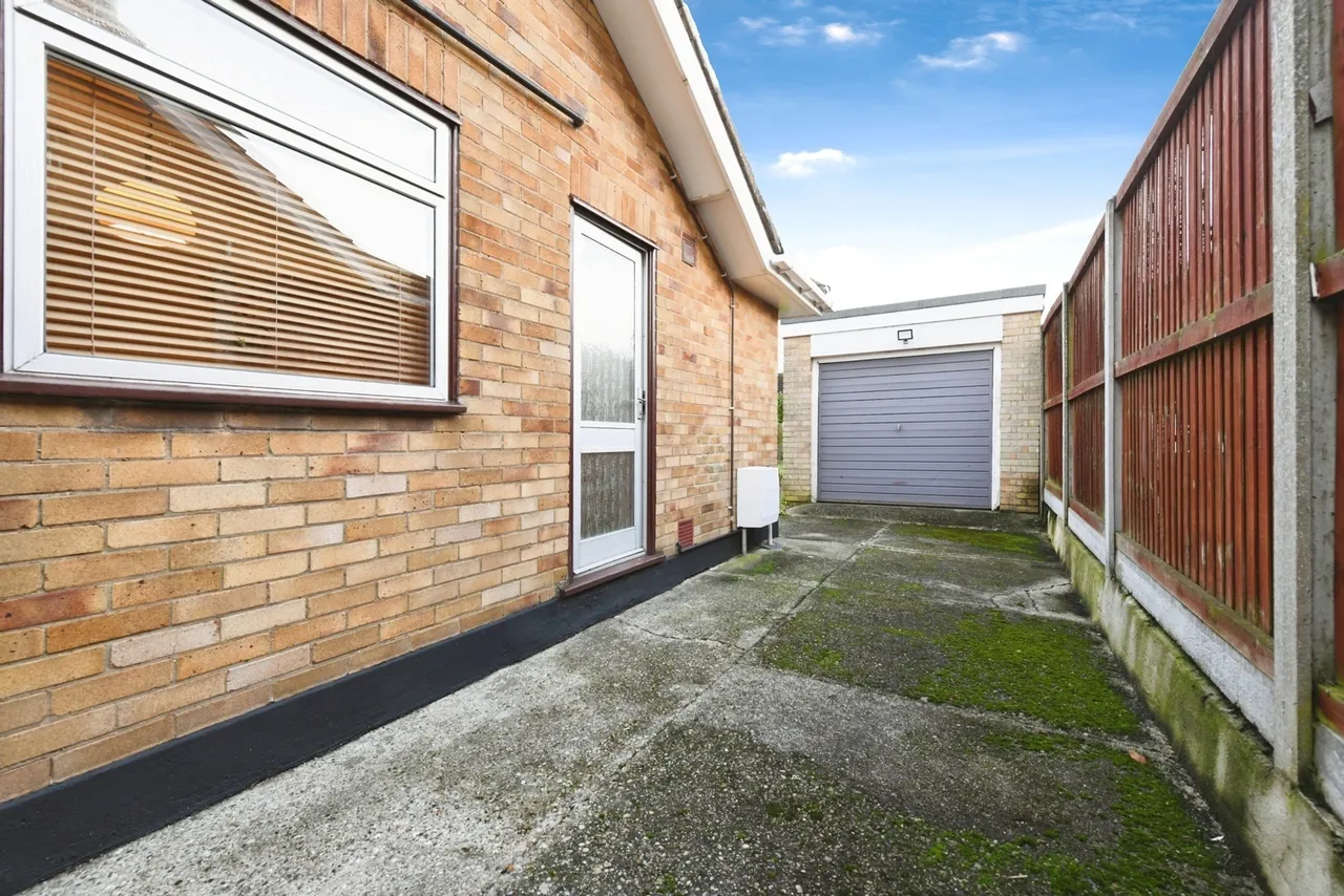 Chaplin Close, Chelmsford, Essex, CM2, photo 14