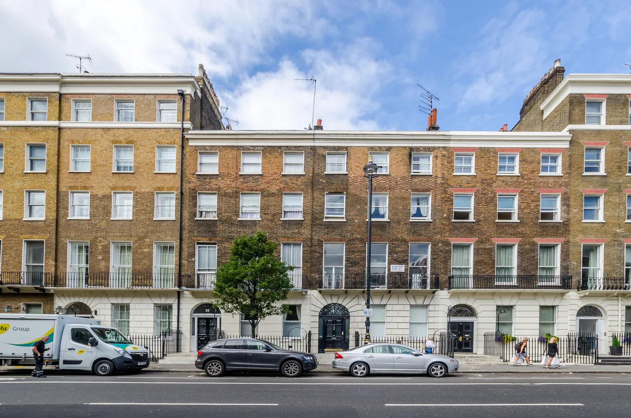 flat to rent — Rear Basement Flat, 37 Gloucester Place, London