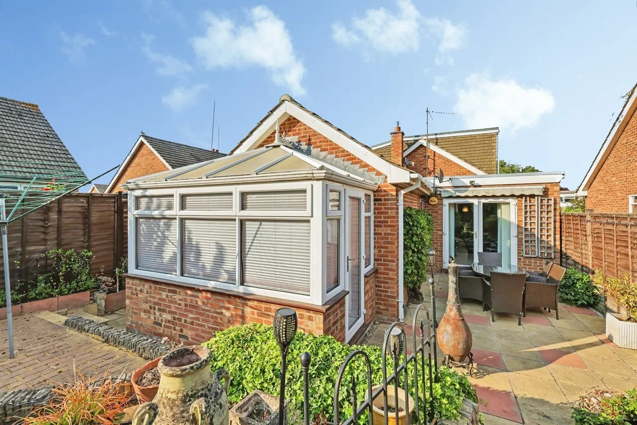 Oakleigh Drive, NORTHAMPTON, Northamptonshire, NN5, photo 19