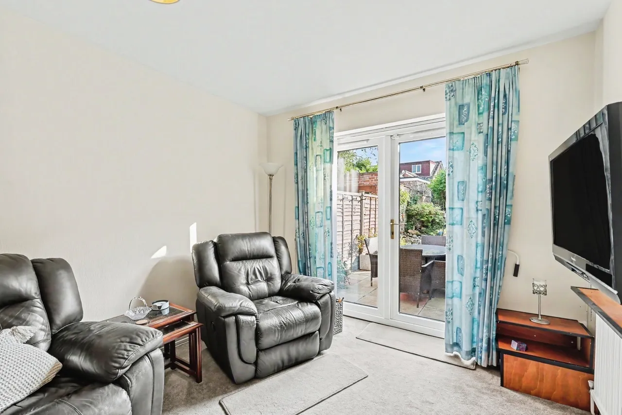 Oakleigh Drive, NORTHAMPTON, Northamptonshire, NN5, photo 9
