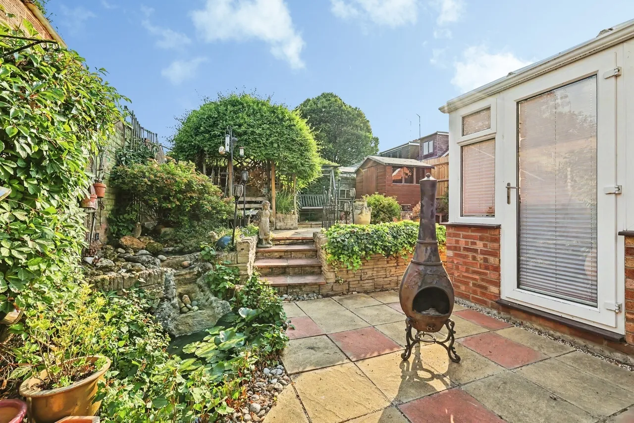Oakleigh Drive, NORTHAMPTON, Northamptonshire, NN5, photo 20