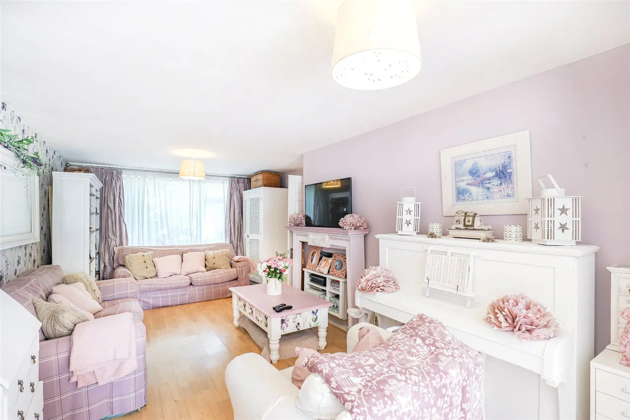 Drakes Drive, St. Albans, Hertfordshire, AL1 5AG, photo 6