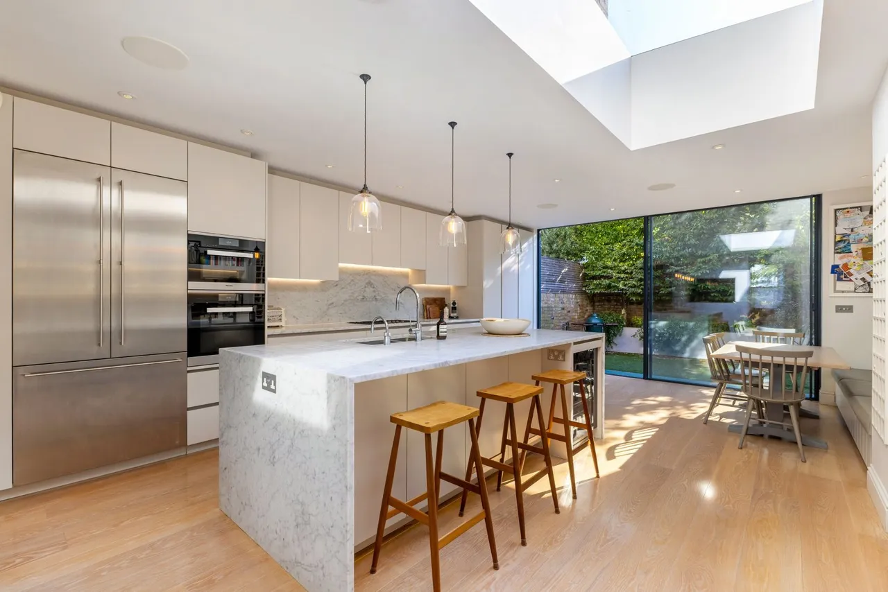 Chesilton Road, Fulham, London, SW6 5AB, photo 2