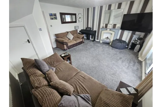 Albert Road, Coalville, photo 3