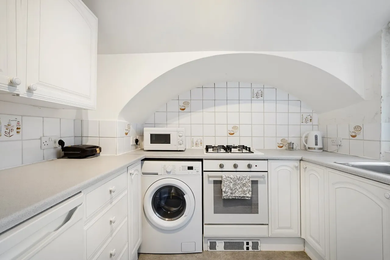 Sutherland Street, London, SW1V, photo 3