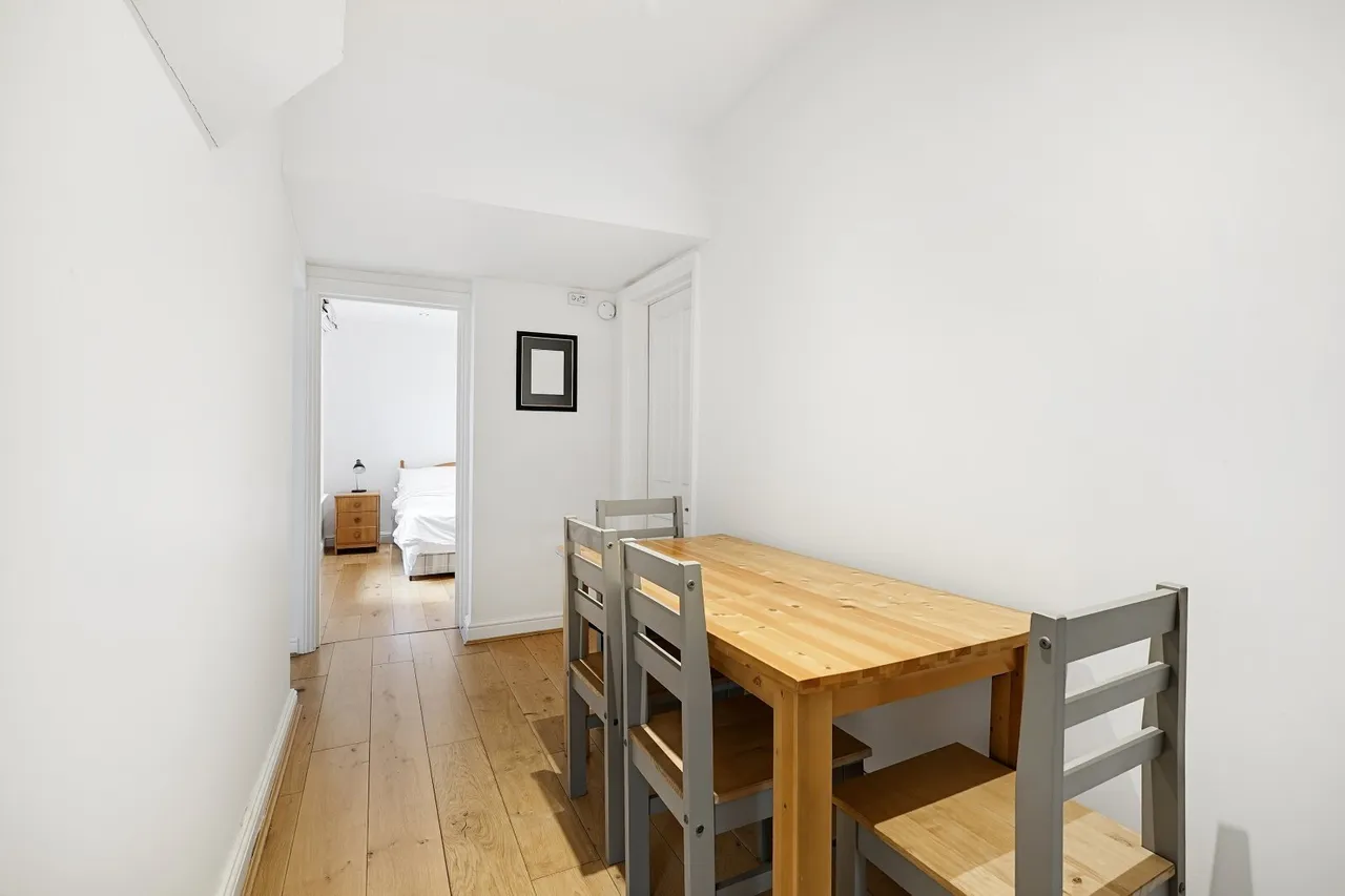 Sutherland Street, London, SW1V, photo 12
