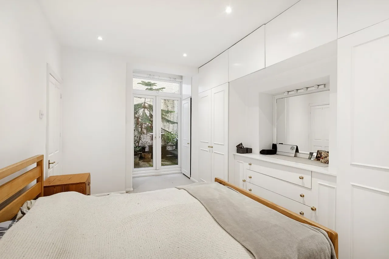Sutherland Street, London, SW1V, photo 6