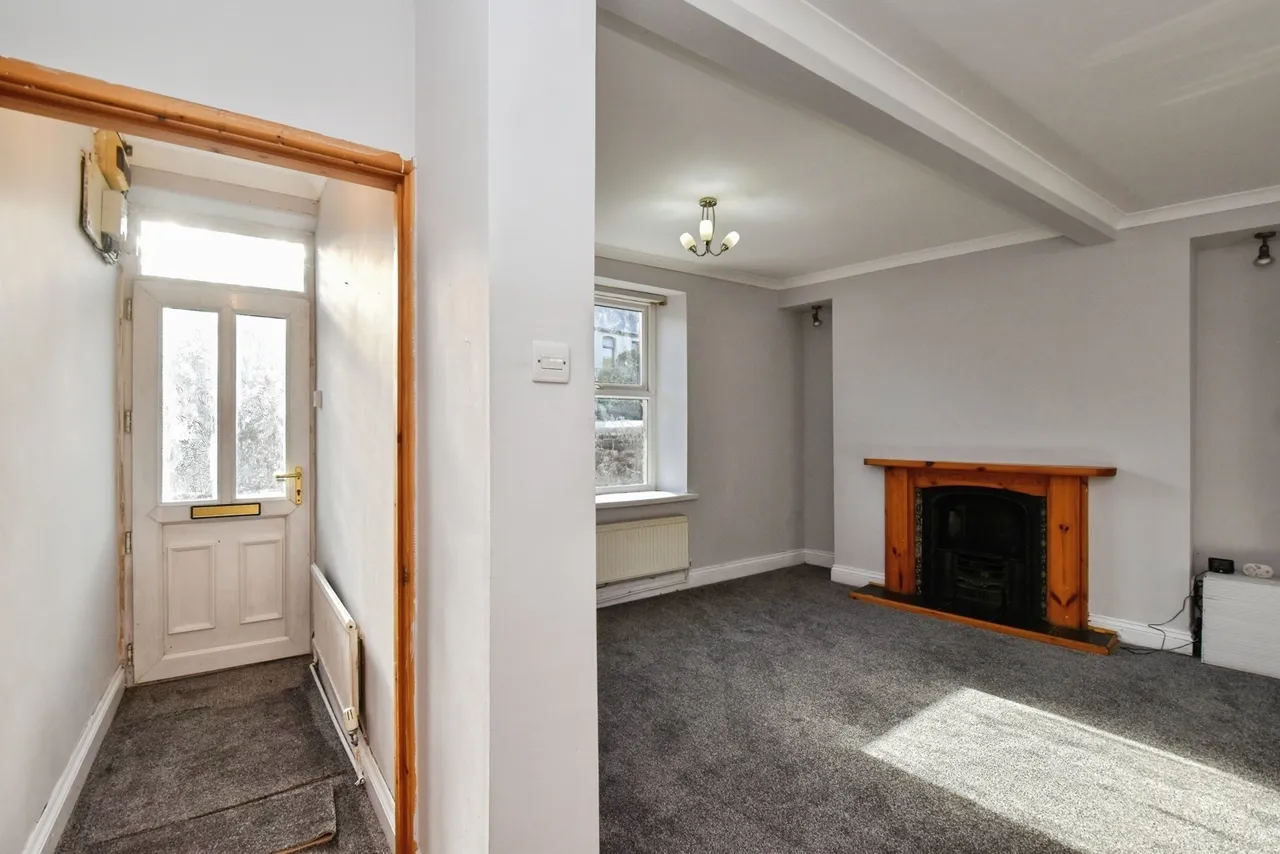 Ammanford Road, Tycroes, SA18, photo 4
