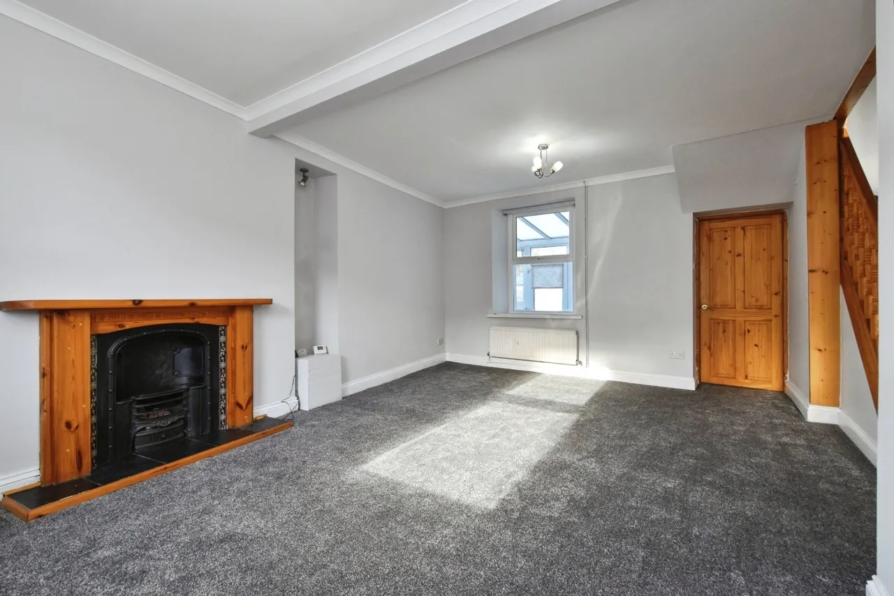 Ammanford Road, Tycroes, SA18, photo 7