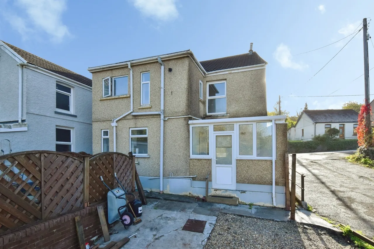 Ammanford Road, Tycroes, SA18, photo 3