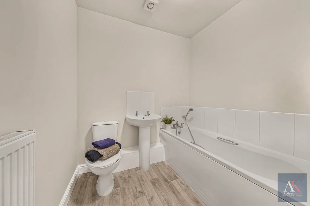 Dearden Street, Littleborough OL15 9DZ, photo 16