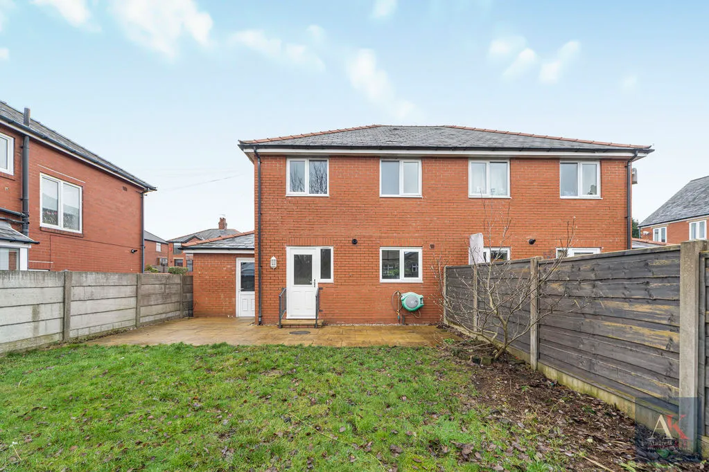 Dearden Street, Littleborough OL15 9DZ, photo 18