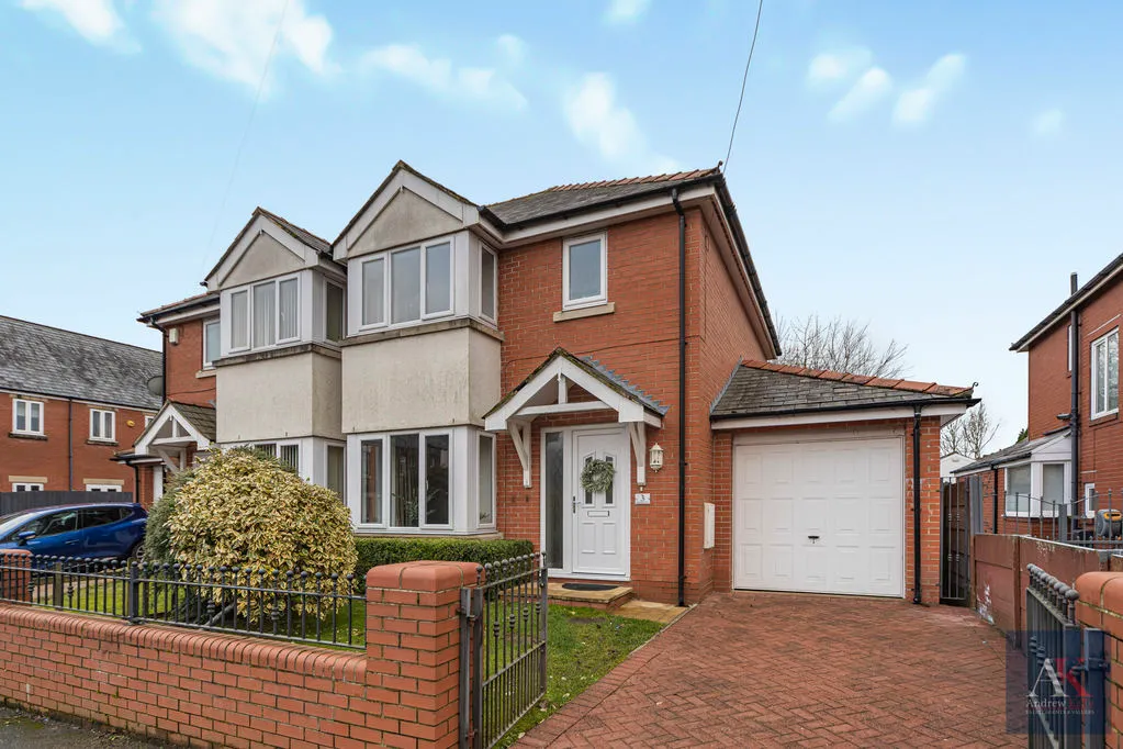 3 bed house for sale — Dearden Street, Littleborough OL15 9DZ
