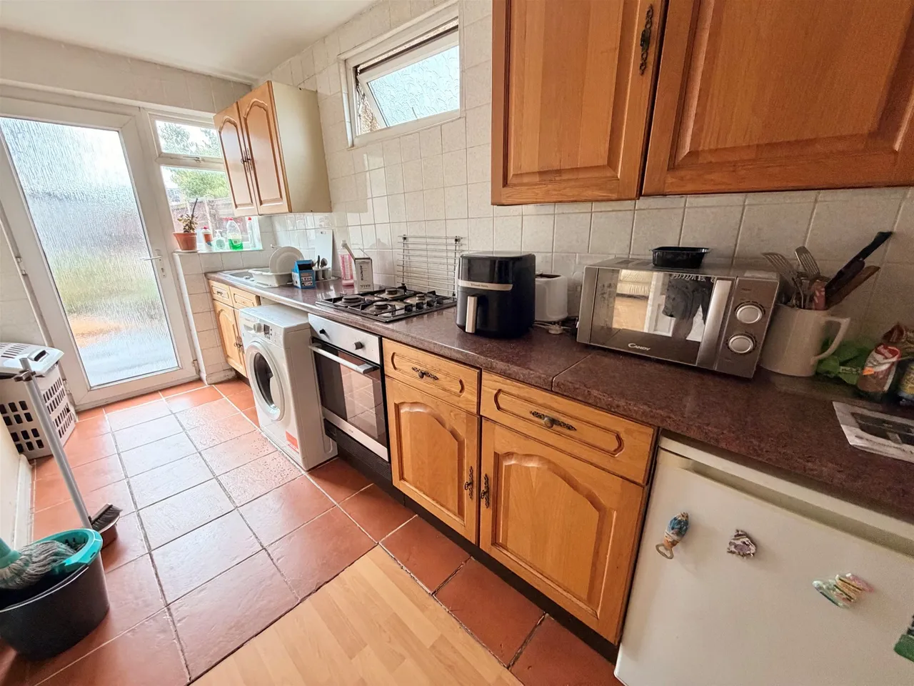 Adelaide Gardens, Romford, Essex RM6 6SS, photo 3